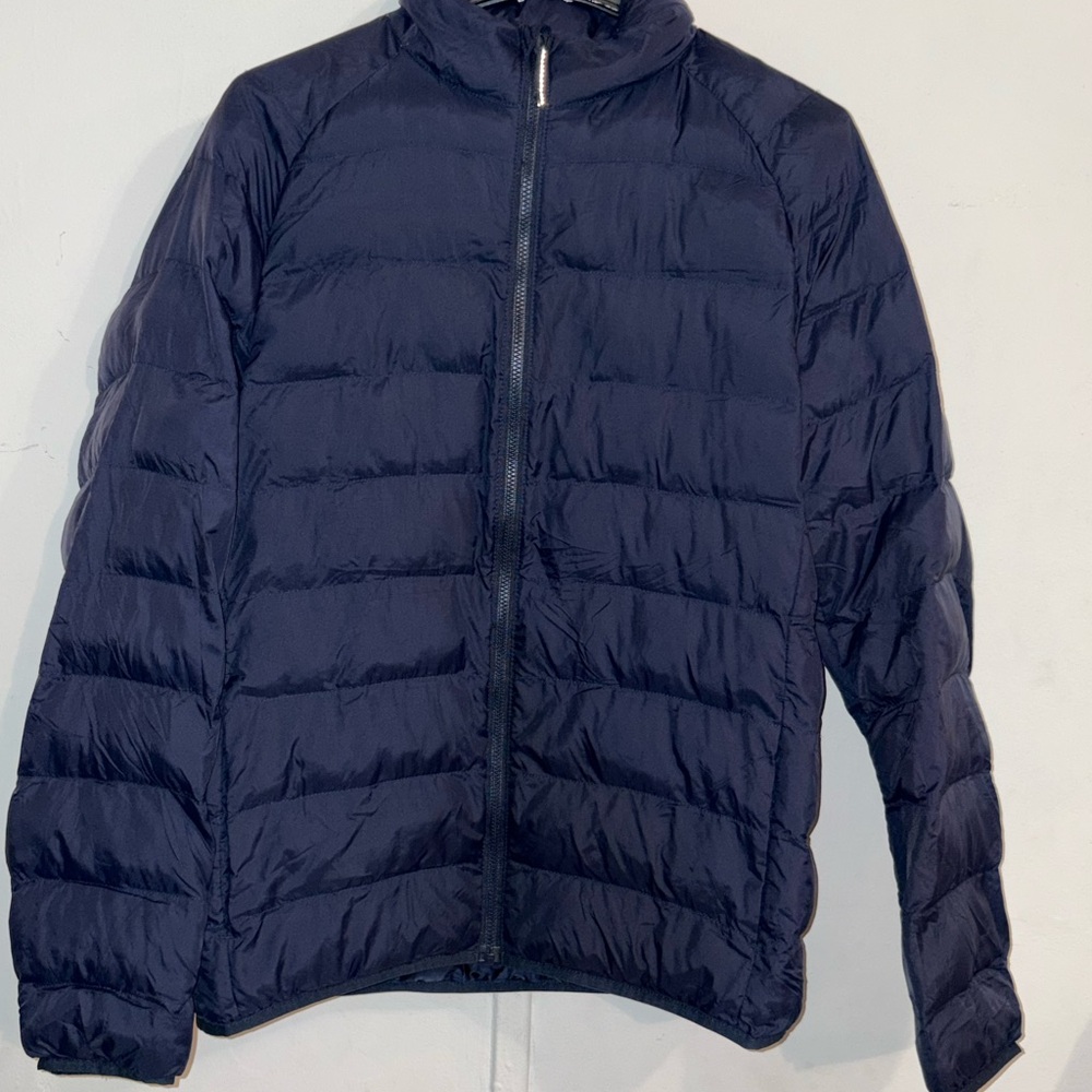 Uniqlo kids  Dark Blue Puffer Jacket size 13